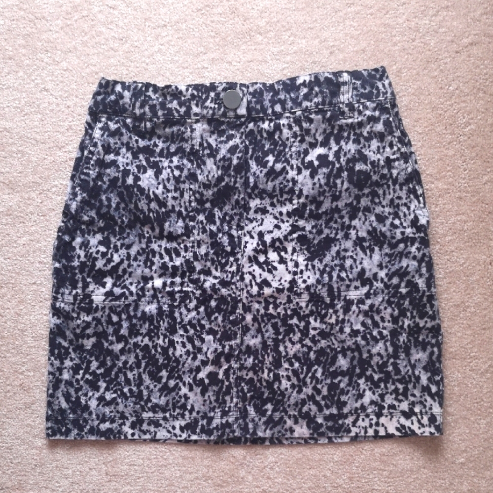 Club Monaco Leopard Print Skirt